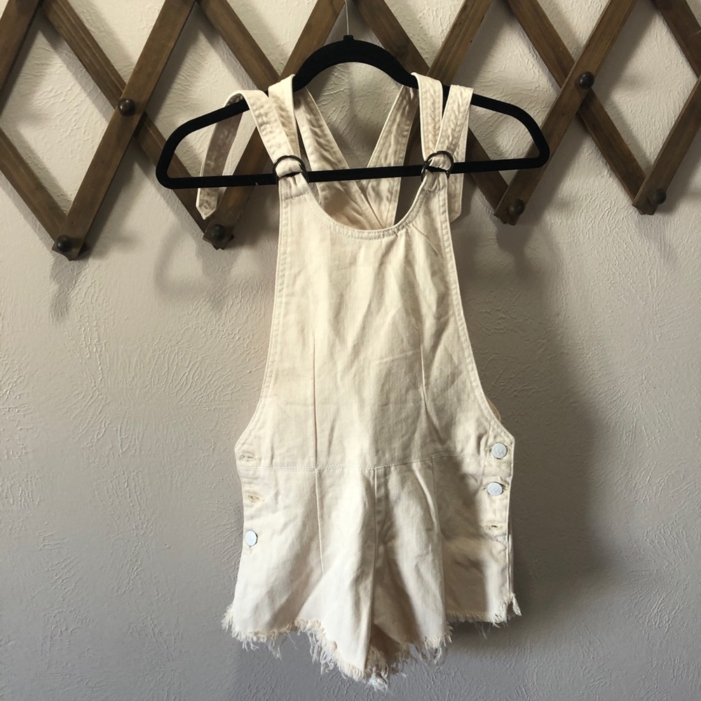 Cute denim short overalls